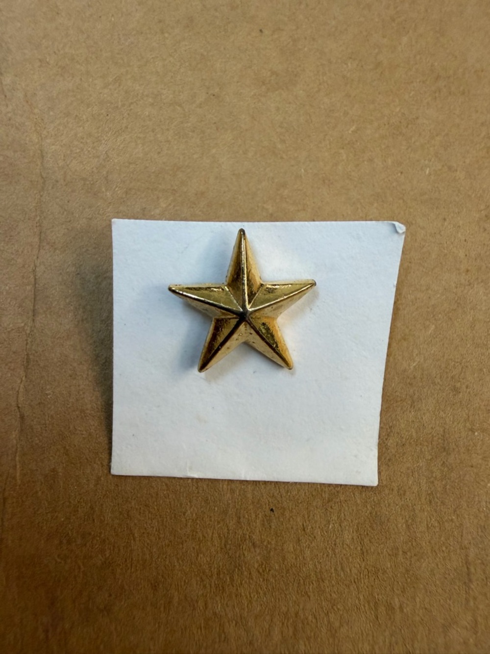 Gold Star Pin - Picture 3 of 6